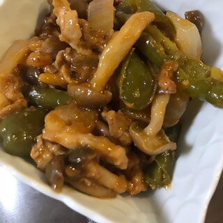 子どもに人気！野菜と豚肉のケチャップ炒め